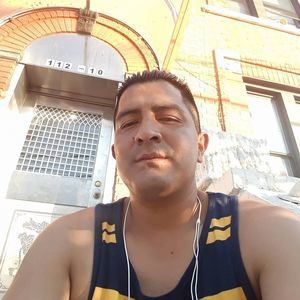 Meet your Posher, Carlos